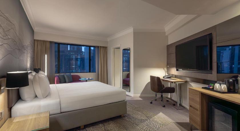 Image of Executive Room with 1 King Bed 16