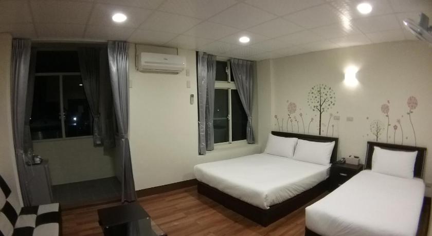 Image of Deluxe Triple Room 1