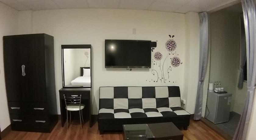 Image of Deluxe Triple Room 3