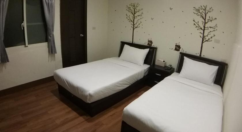 Image of Standard Twin Room 2