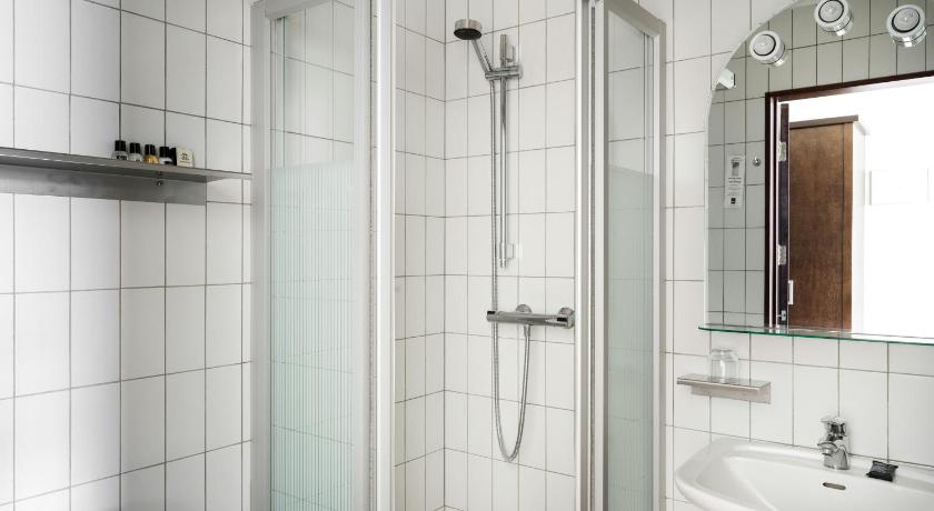 Image of Single Room 2
