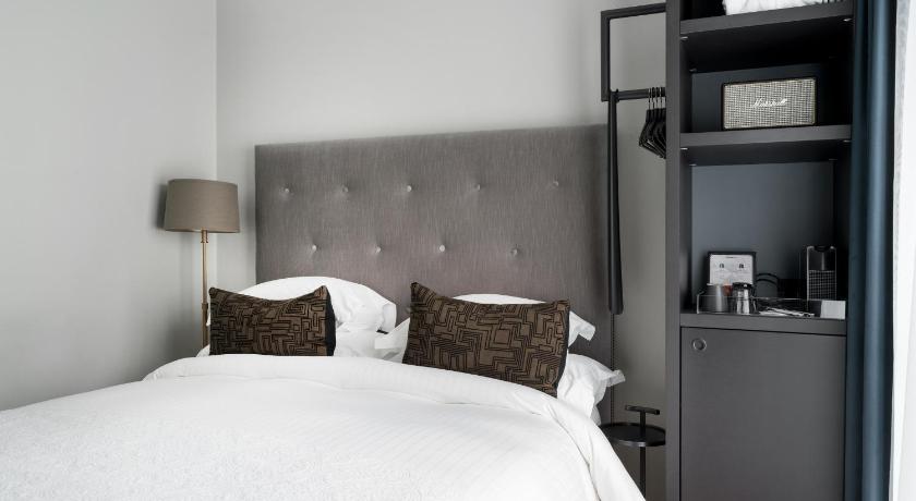 Image of Standard Single Room 4