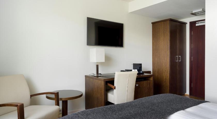 Image of Standard Double or Twin Room 11