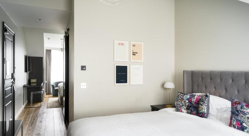 Image of Family Room 5