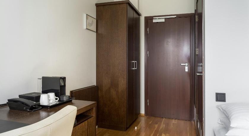 Image of Single Room 3