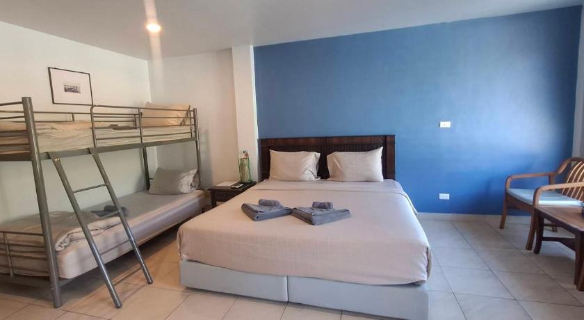 Image of Standard Quadruple Room 0
