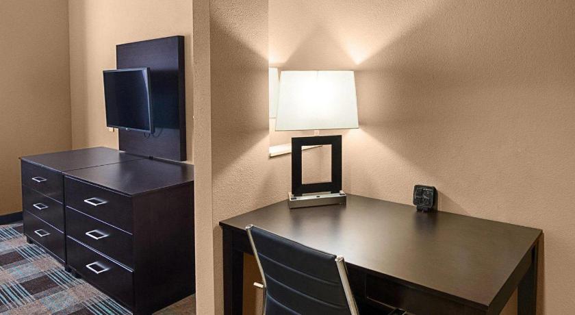 Image of 2 Queen Beds, Suite, Nonsmoking, Accessible 17
