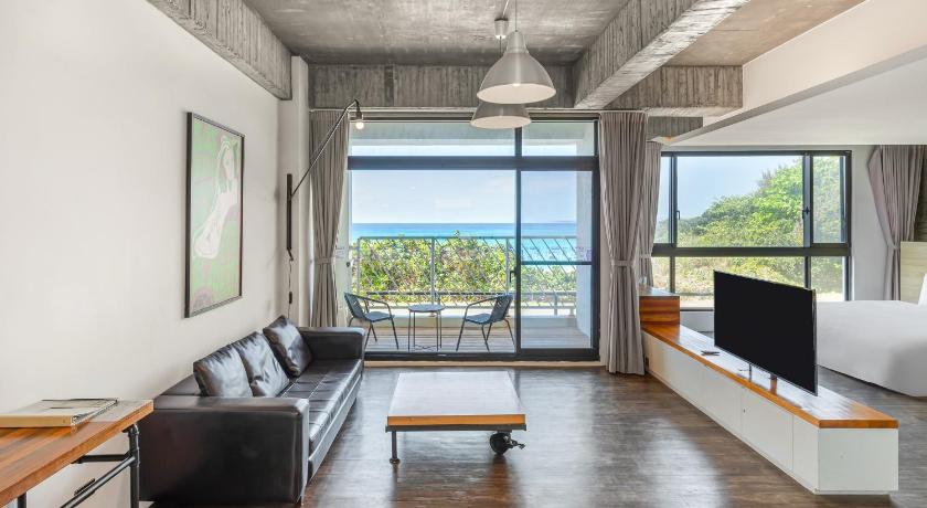 Image of Family Room with Sea View 5