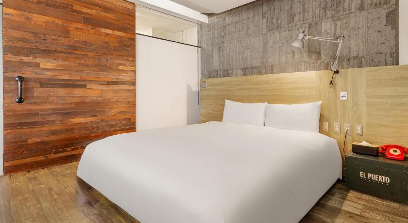 Image of Standard Mountain View Double Room 9