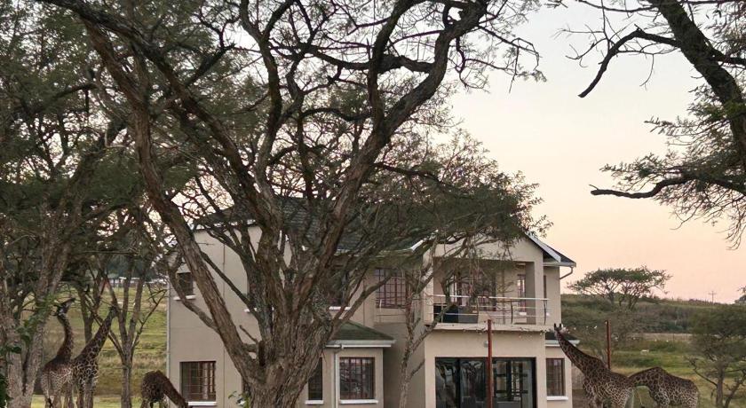Acacia House