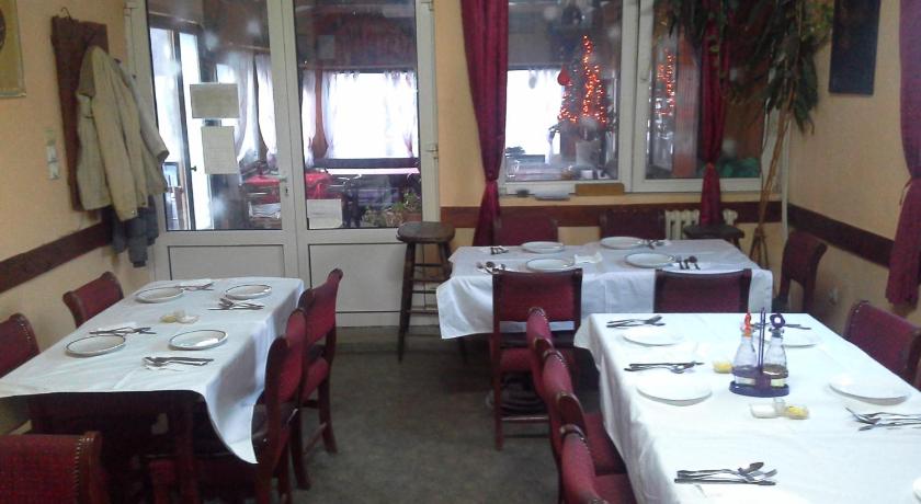 베오그라드 Guest house Mirijevski Konak 1성급 호텔 레스토랑