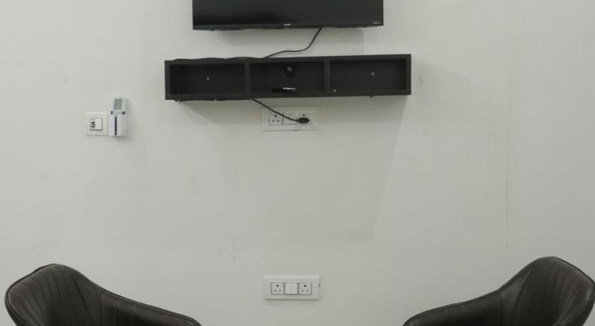 HOTEL SANT KRIPA STAYS - image 44