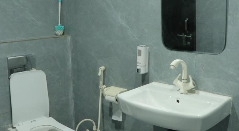 HOTEL SANT KRIPA STAYS - image 36