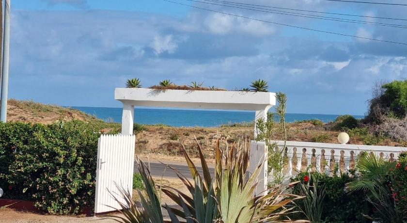 Plage El Haouzia