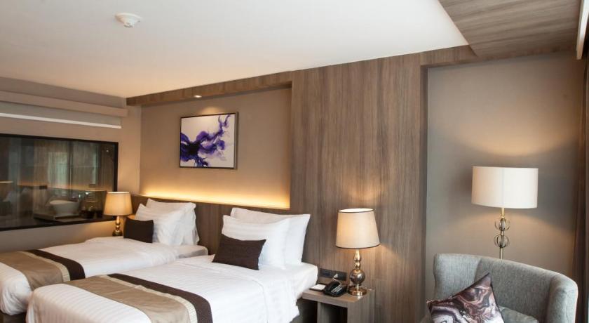 Image of Deluxe Twin - 2 Single Beds 5