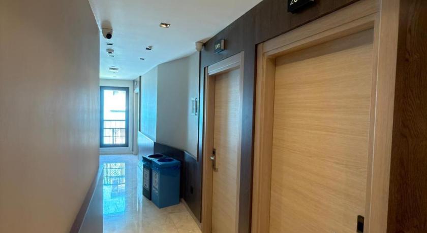 Solis Boutique Hotel - image 9