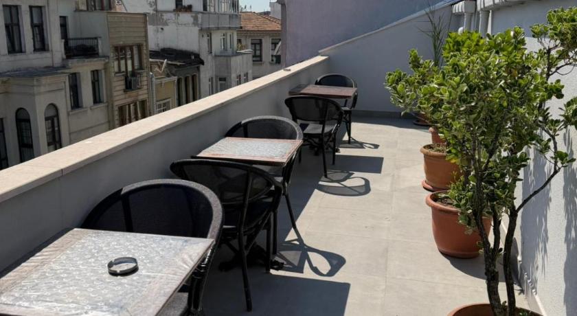 Solis Boutique Hotel - image 4