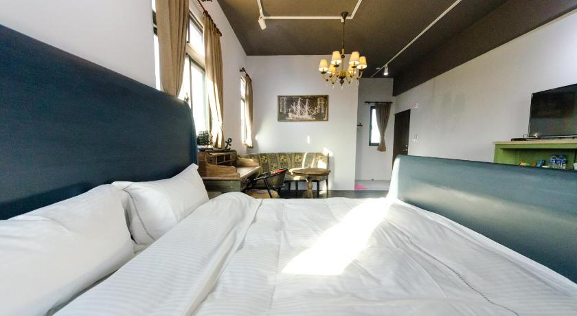 Sea Breeze B&B. - image 23
