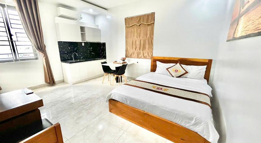Image of Apartment with City View 6