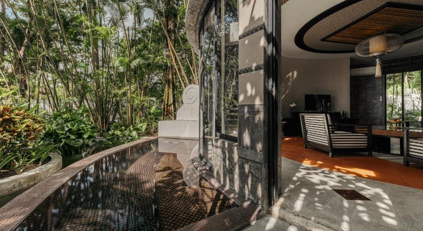 Image of Grand Villa 6