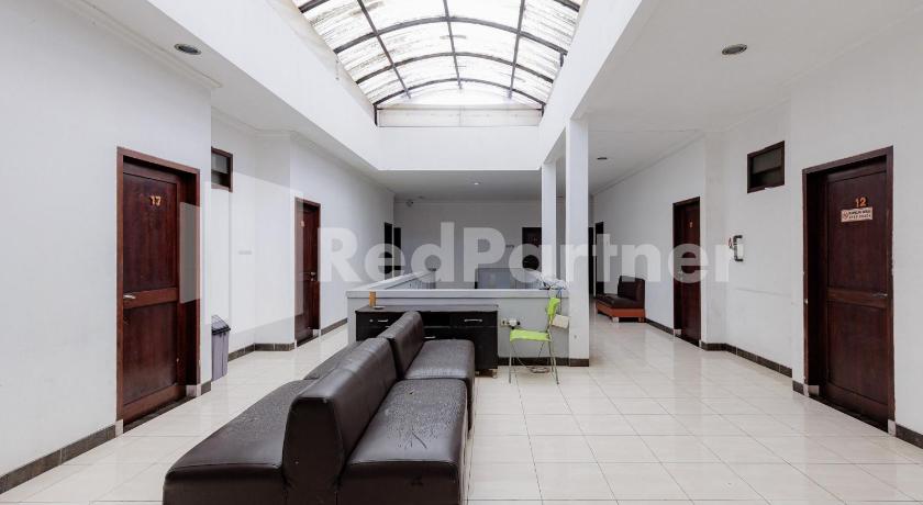 Karawaci Taman Permata Tiga Mitra RedDoorz - image 10