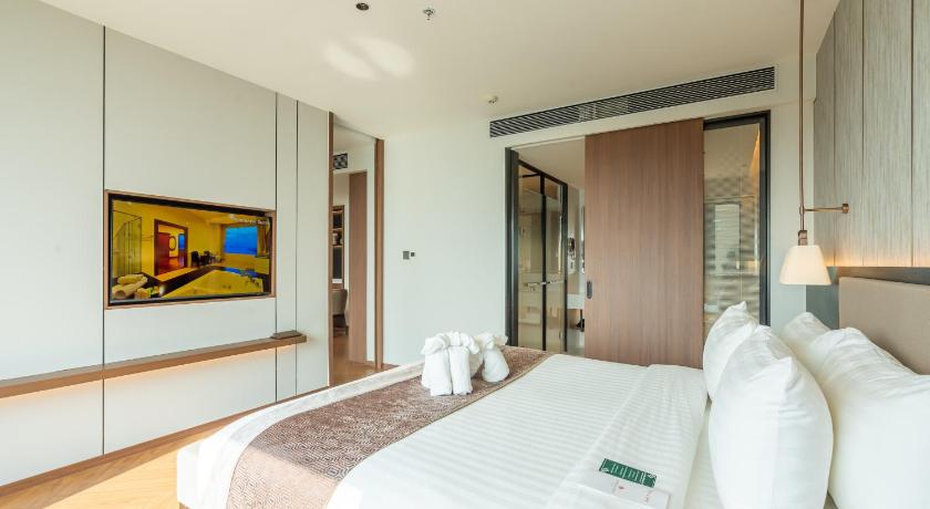 Image of Junior Suite 6