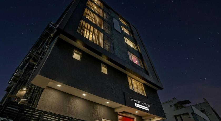 Townhouse Ulsoor Near Halasuru Metro Station – Bangalore, IN