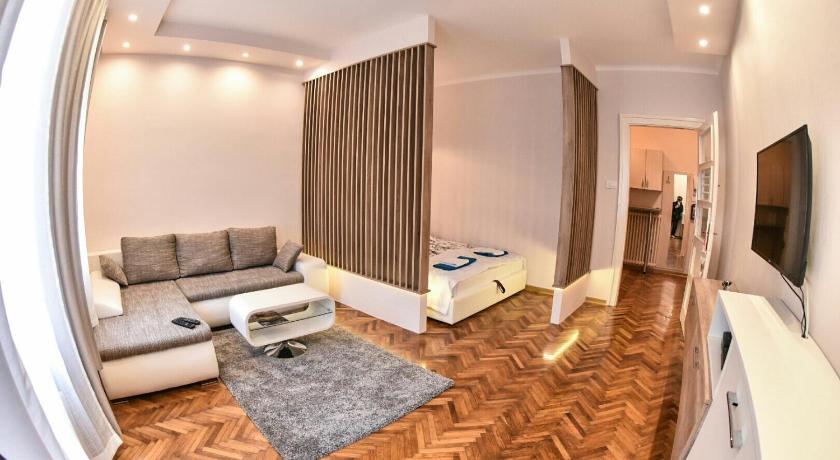 Bojan Central Apartment — Hotel in Novi Sad