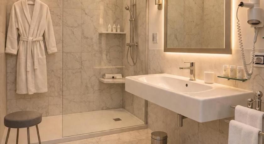 Image of Junior Suite 2