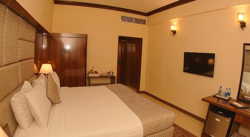 Image of Deluxe Double Room 9