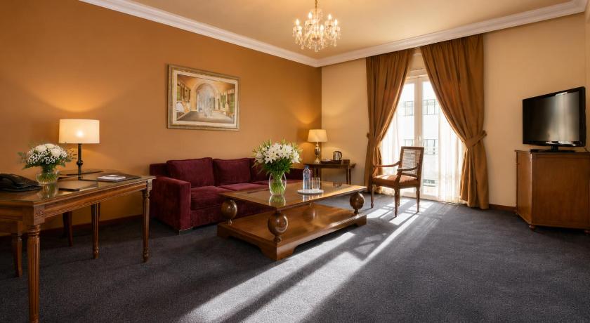 Image de Suite Senior (Senior Suite) 10