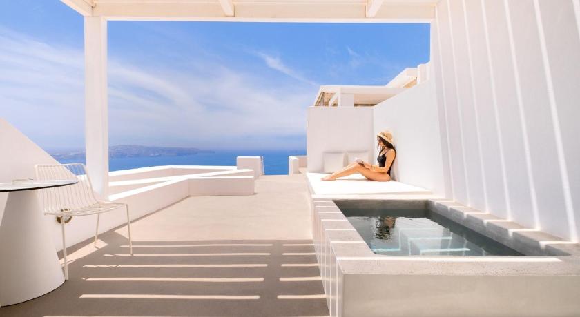 Caldera's Lilium Villas - image 10