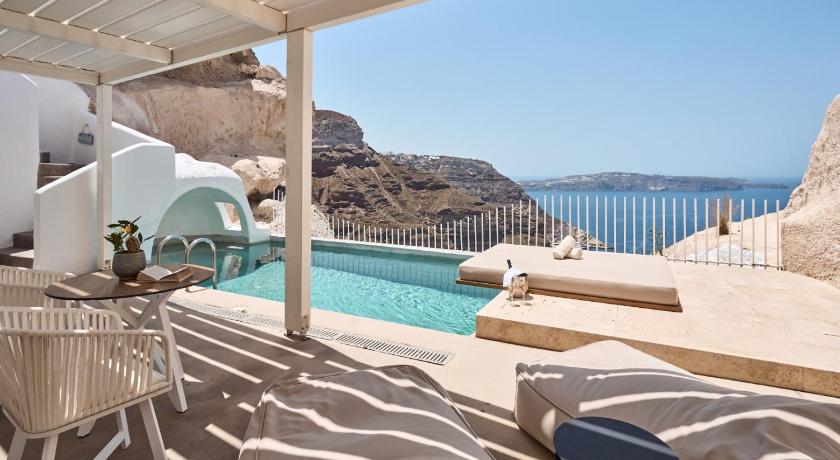 Caldera's Lilium Villas - image 5