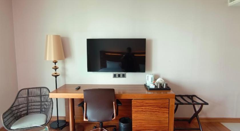 Image of Premier Twin 10