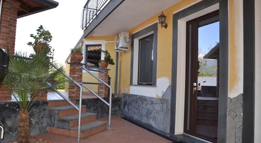 Casa RUDOM