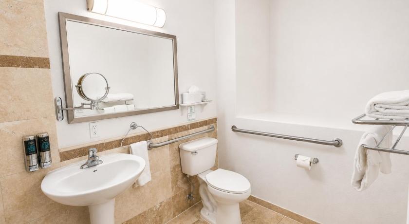 Image of Double Room - Disability Access 9