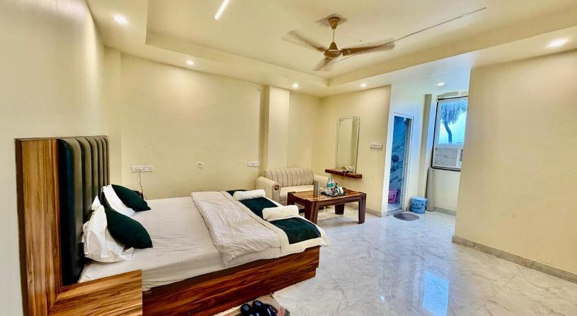 Shree Krishna Palace Hotel - image 12