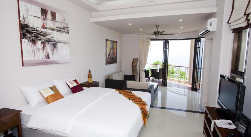 Image of Corner Suite Sea View 8