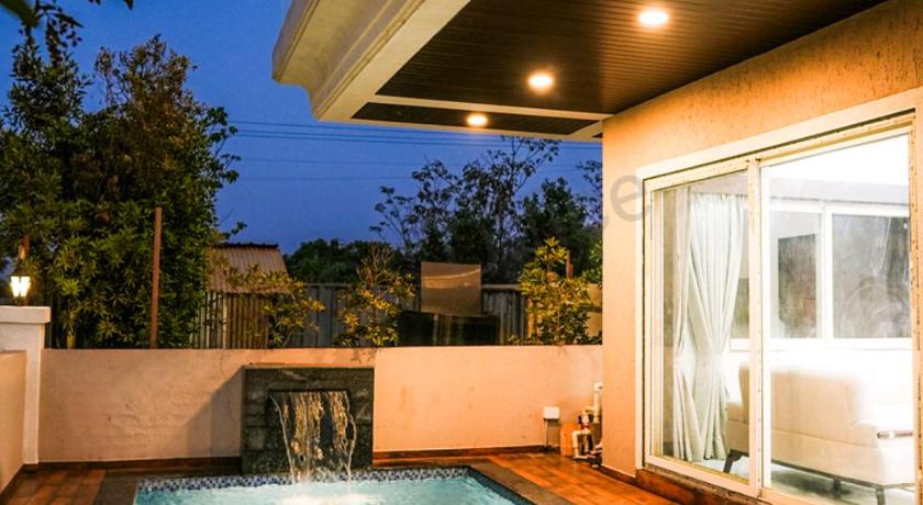 Moonlit Retreat Villa Lonavala