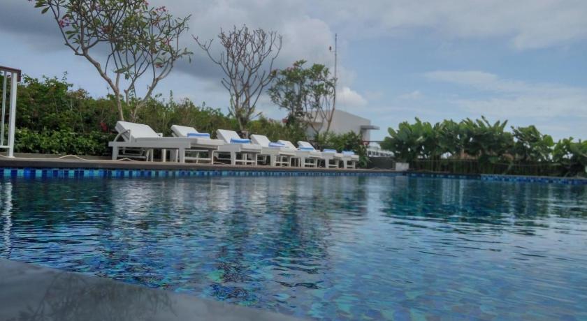 Jambuluwuk Oceano Seminyak Hotel - image 25