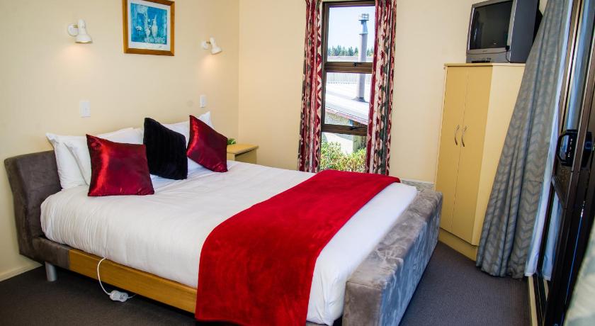 Image of King/Twin Lake View  (One Bedroom unit) 0