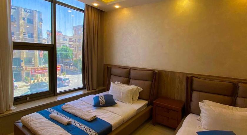 Al Mansi Hotel Suites - image 10