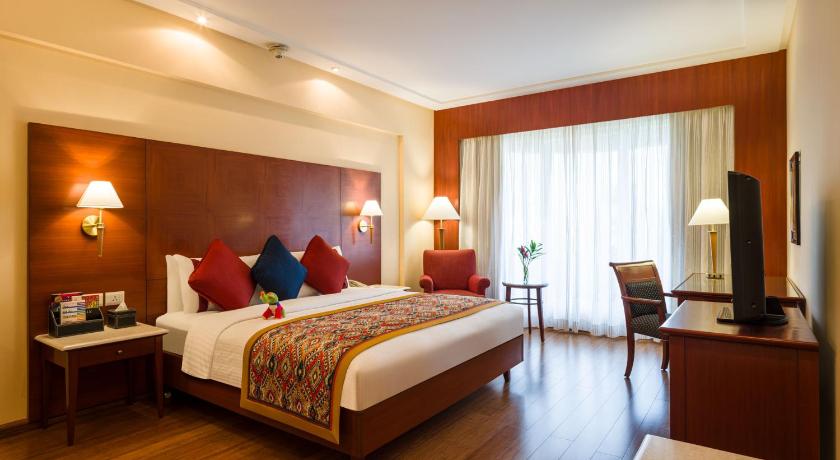 Image of Deluxe King Room 0