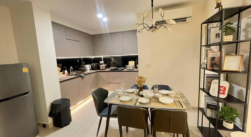 The Peak 3 bedroom - image 15