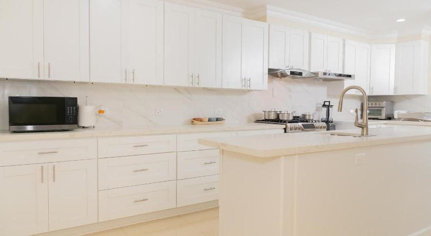 The Surbiton- New Kingston's Premier Private Villa