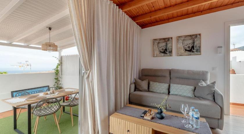 Atico Con Barbacoa Y Terraza
