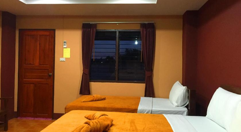 Image of Classic Triple Room 2