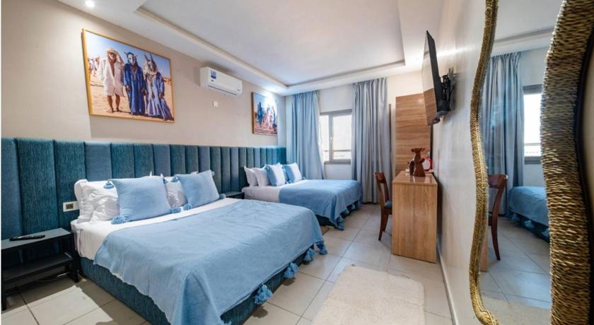 Image of Family Room with Sea View 0