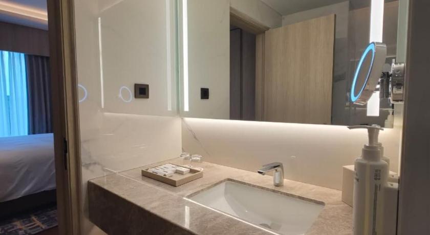 Image of Guest Room, 1 King 4