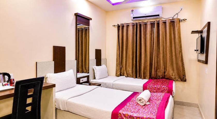 Hotel Island Park – Guwahati, TX